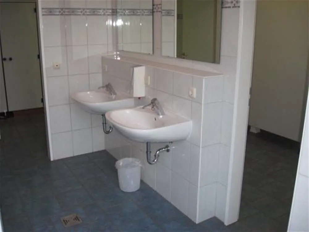 CAMPINGPLATZ HEIDENAU