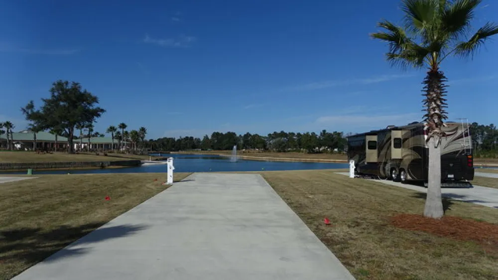 Lake Osprey RV Resort