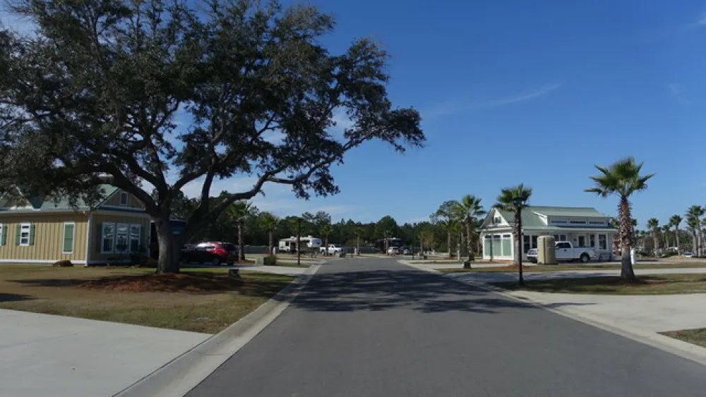 Lake Osprey RV Resort