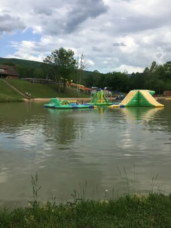 Yogi Bear's Jellystone Park at Natural Bridge