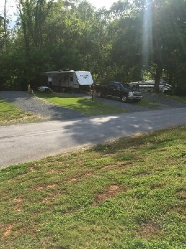 Yogi Bear's Jellystone Park at Natural Bridge