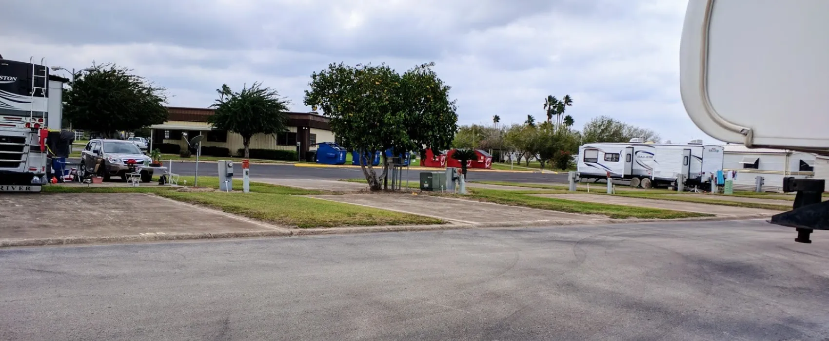 Country Sunshine RV Resort