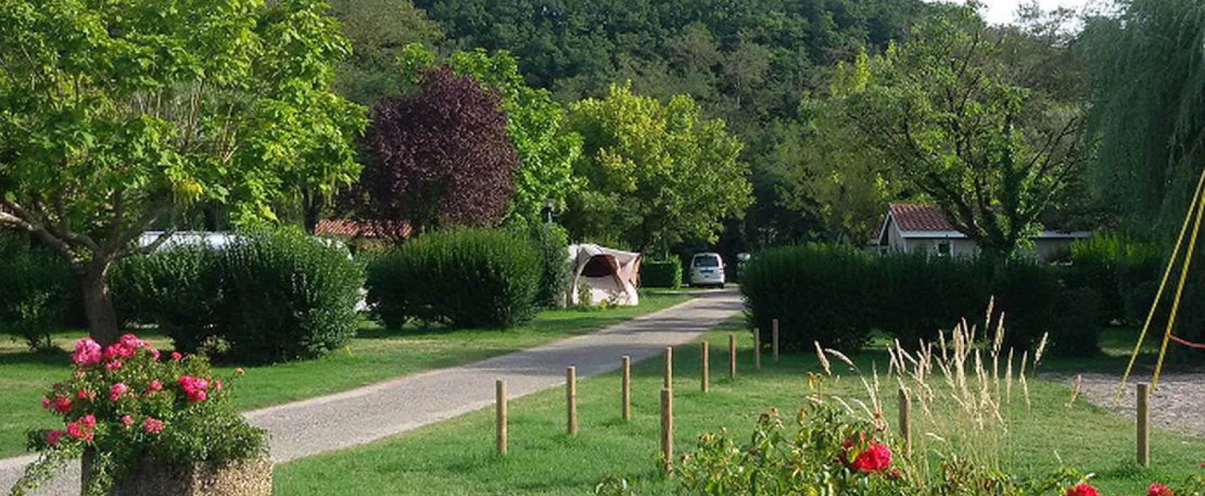 Camping Hameau de Lustrac