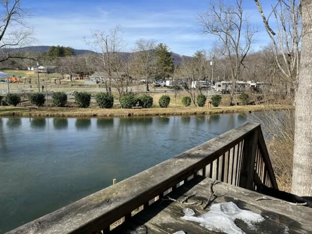 Misty Mountain Camp Resort