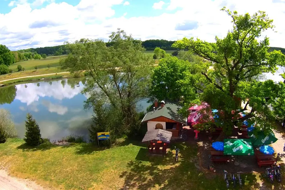 Sárberki Horgásztó és Camping