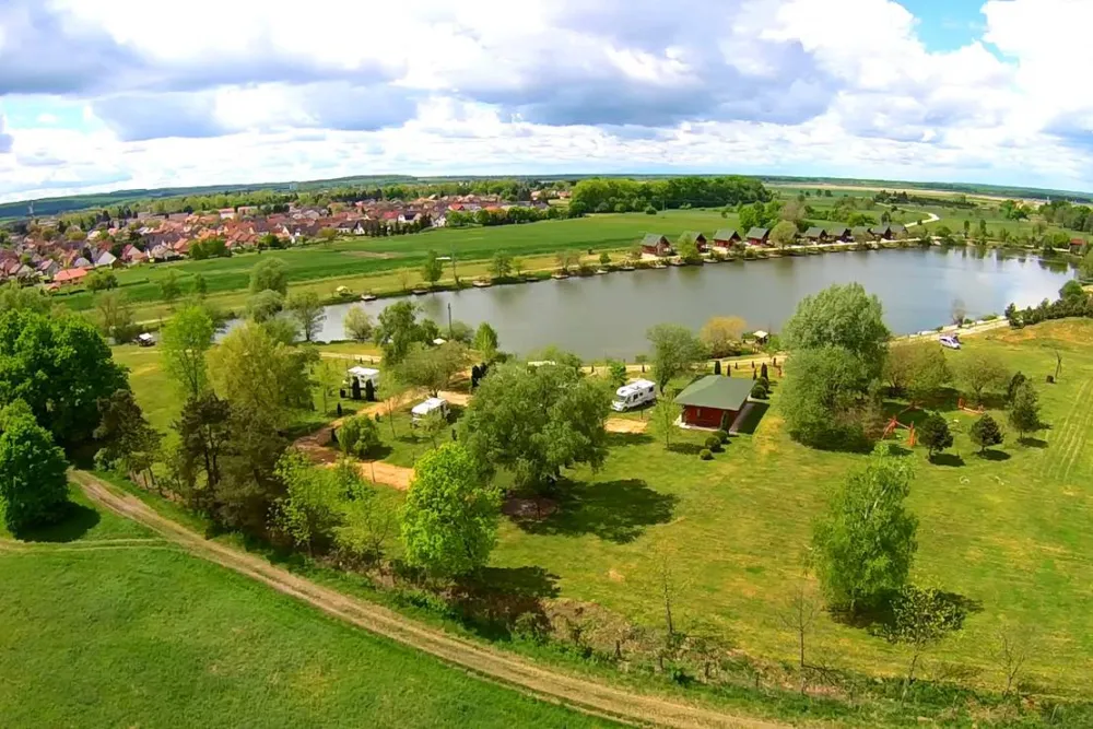 Sárberki Horgásztó és Camping