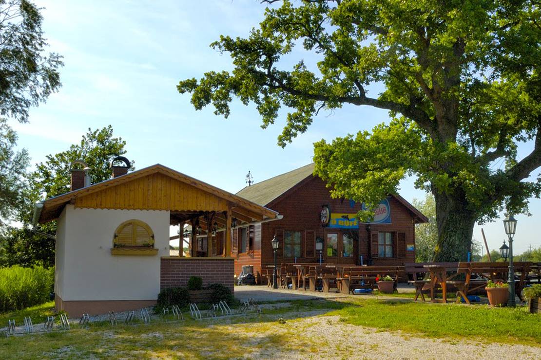 Sárberki Horgásztó és Camping photo 3
