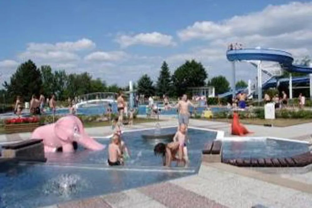 Campingplatz im Nixenbad Strehla