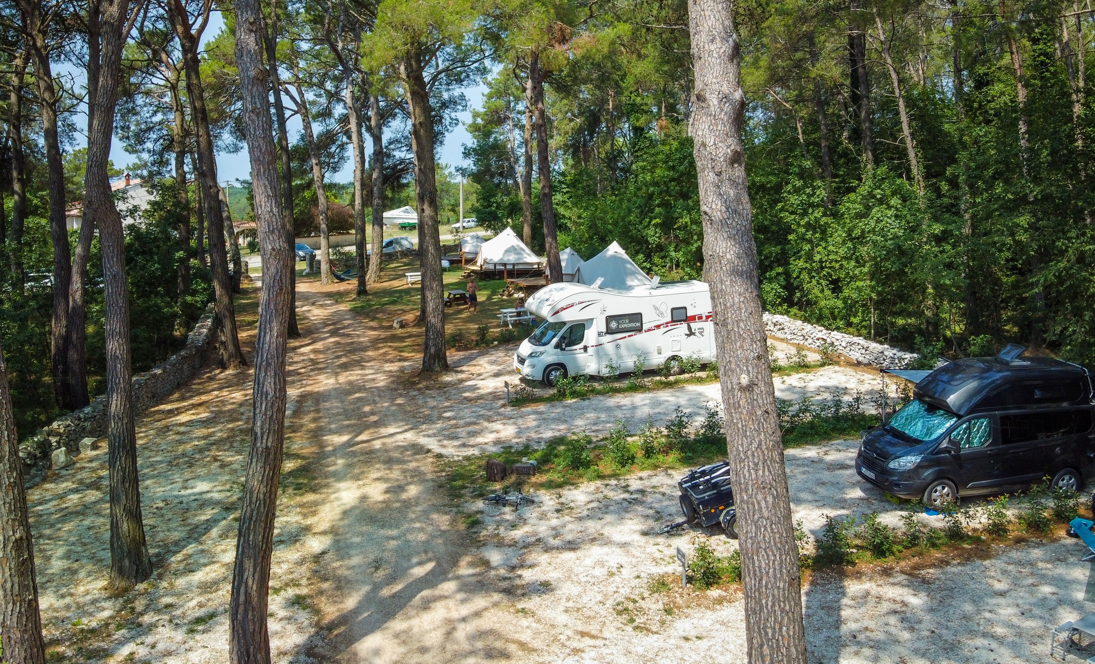 Camp Dvor photo 4