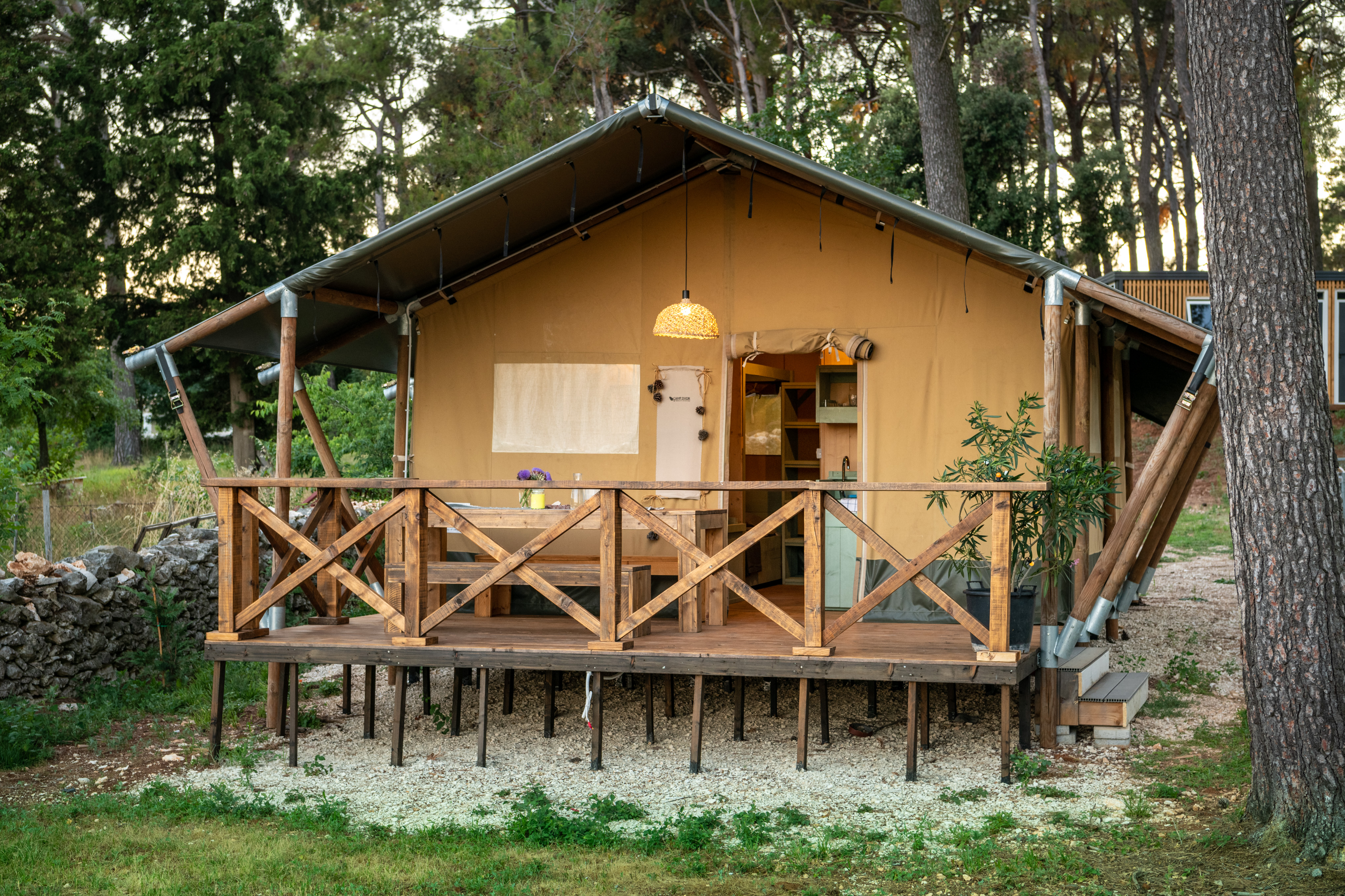 Camp Dvor photo 2