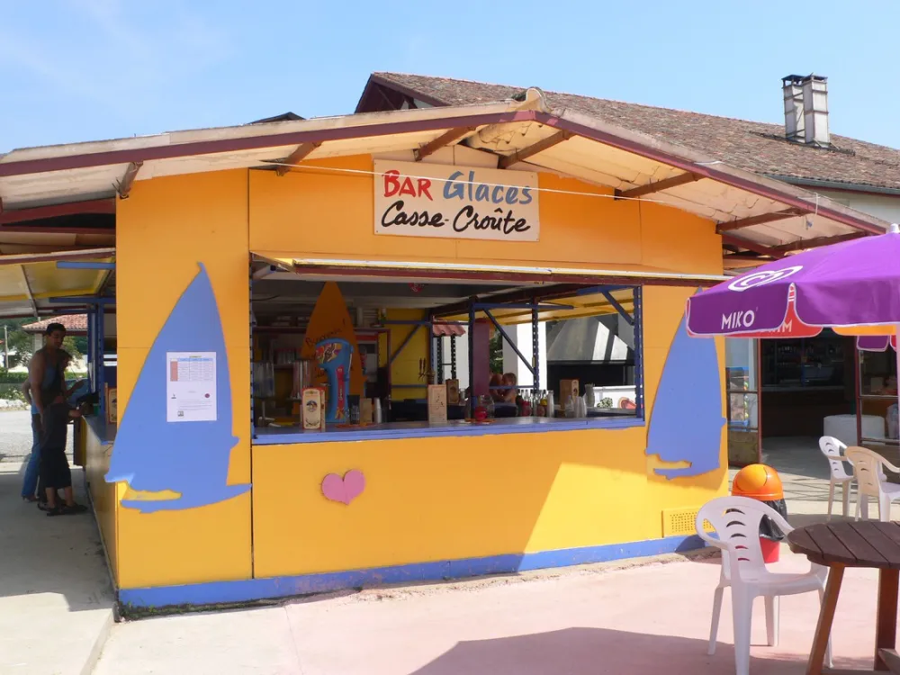 Domaine du Lac Parc Residentiel de Loisirs