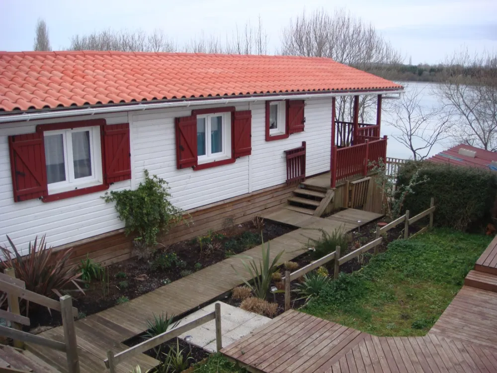 Domaine du Lac Parc Residentiel de Loisirs