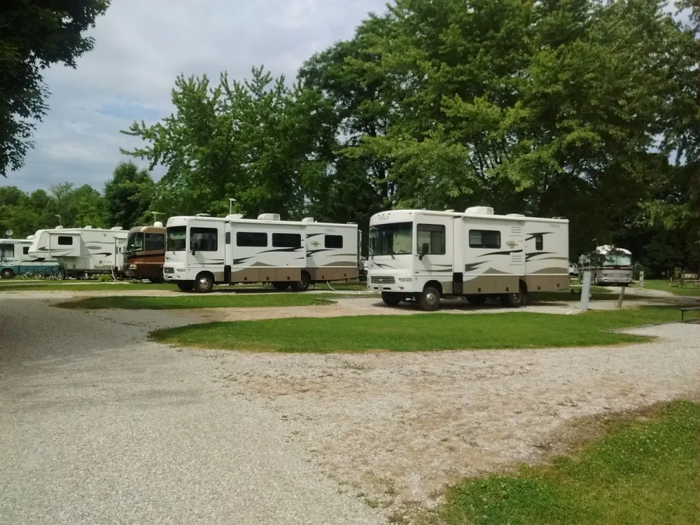 Maple Lakes Recreational Park