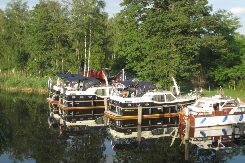 Bootsanleger & Camping Neu Göhren