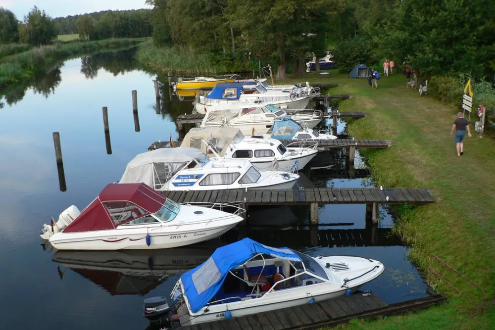 Bootsanleger & Camping Neu Göhren