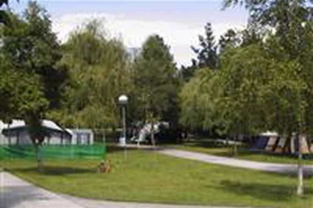 Camping Bungalow Park Río Purón