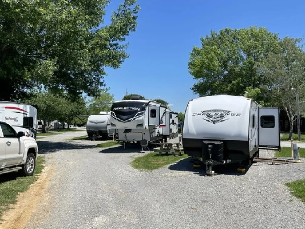 Dad's Bluegrass Campground