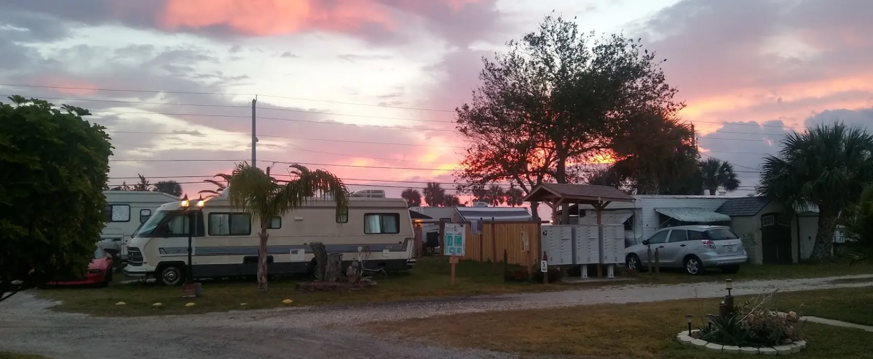 Breezeway Trailer & RV Park