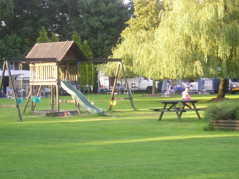 mini-camping Maya's Hoefke