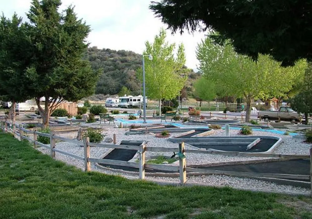 Pyramid Lake RV Resort