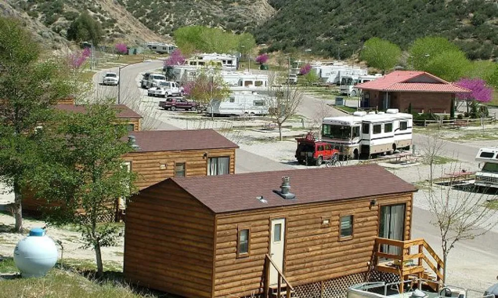 Pyramid Lake RV Resort