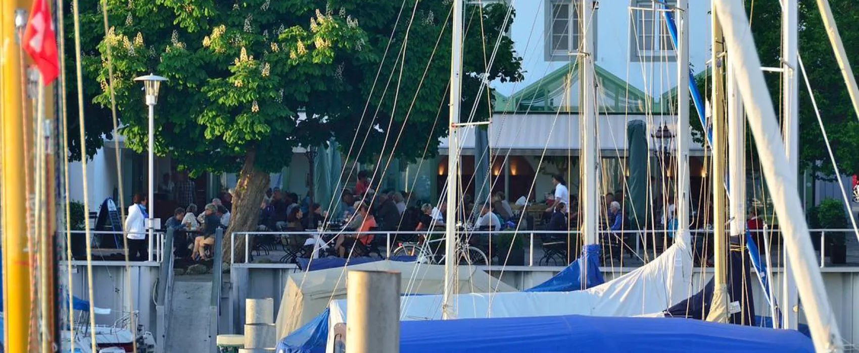 Schloss Helmsdorf OHG