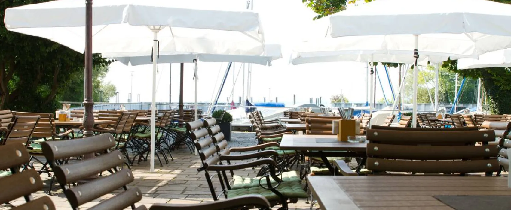 Schloss Helmsdorf OHG