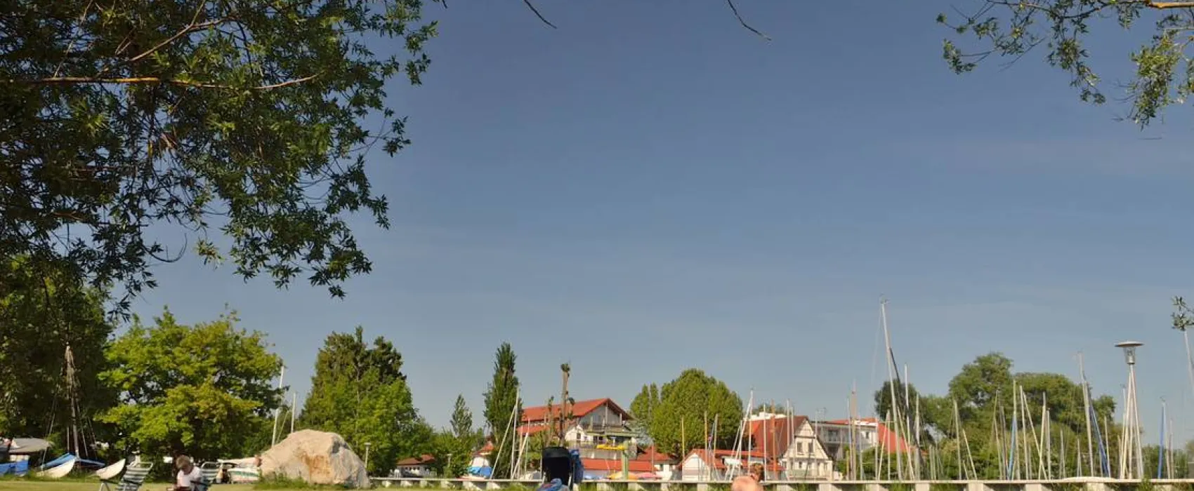 Schloss Helmsdorf OHG