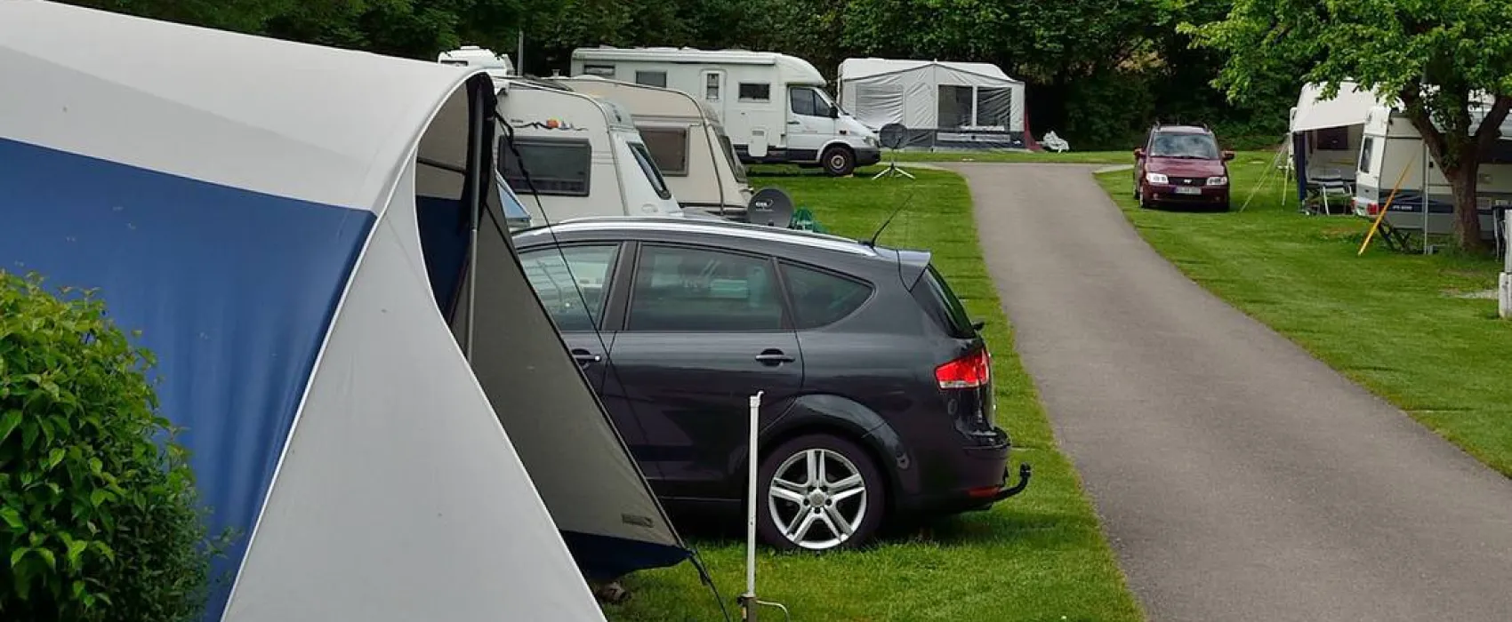 Schloss Helmsdorf OHG