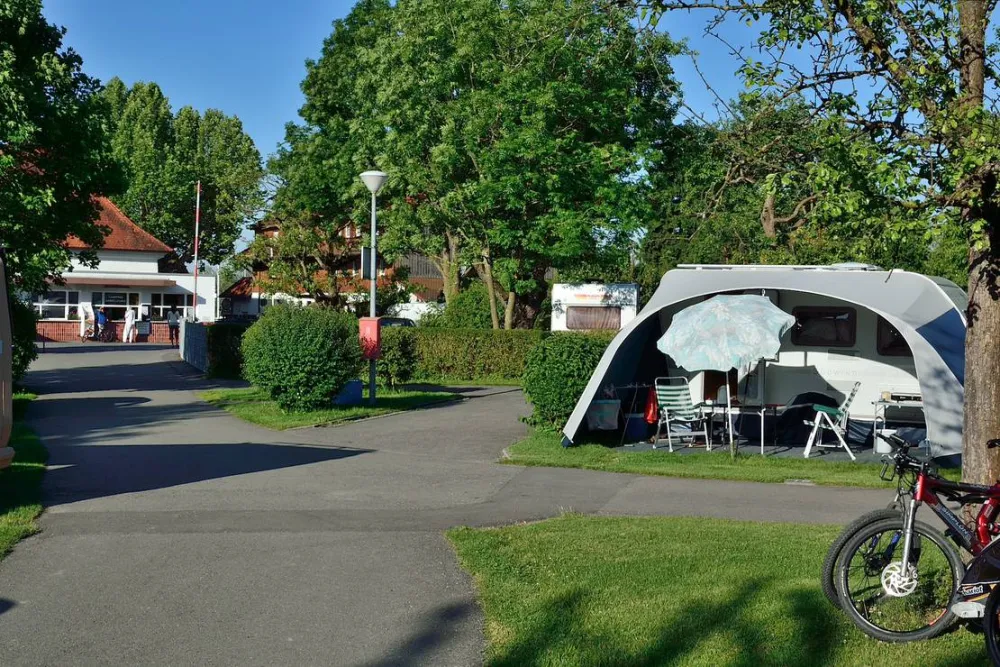 Schloss Helmsdorf OHG