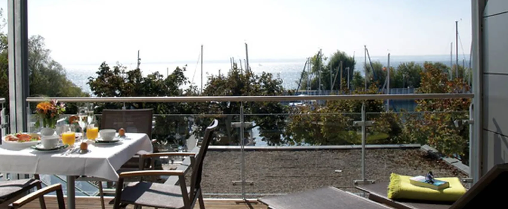 Schloss Helmsdorf OHG