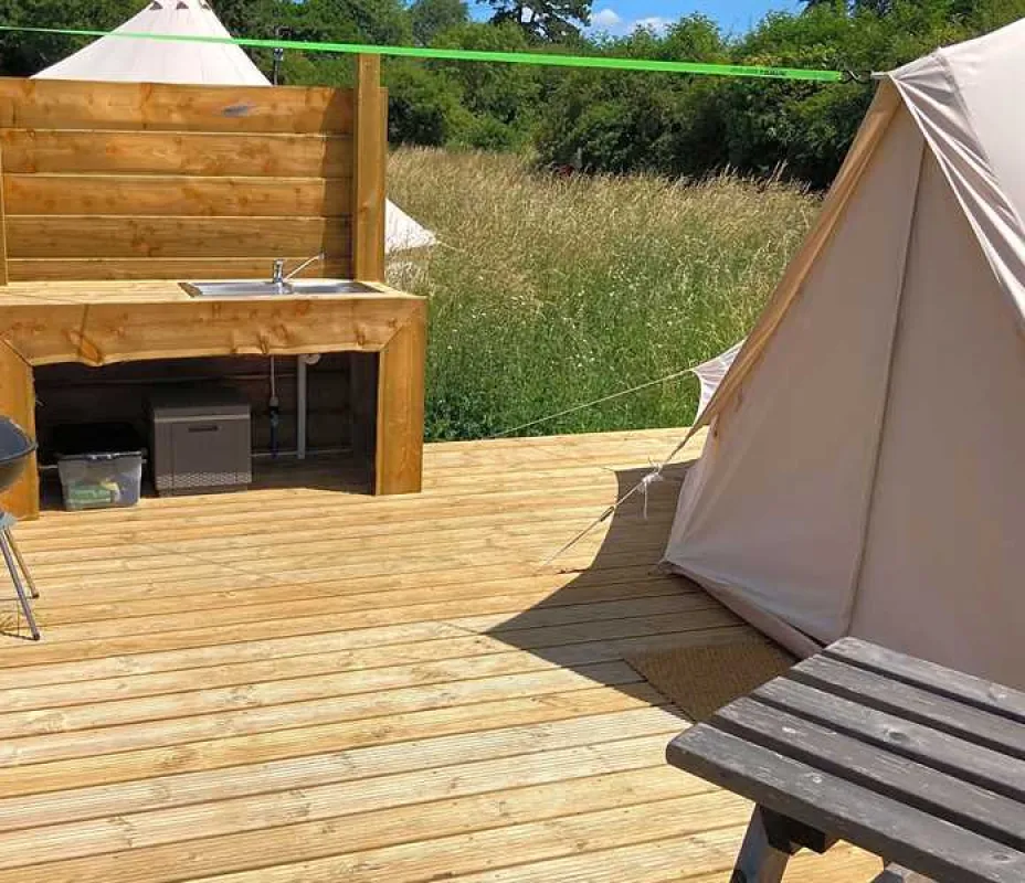 Walltree House Camping