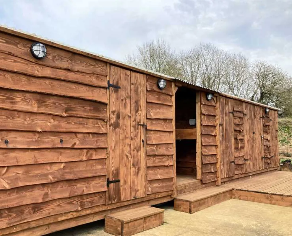 Walltree House Camping