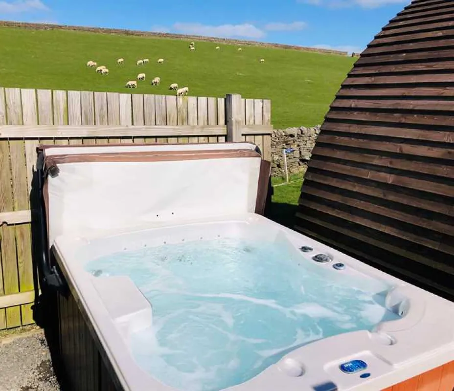 Herding Hill Farm Touring, Camping and Glamping Site