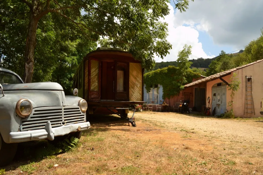 Les Roulottes du Travers