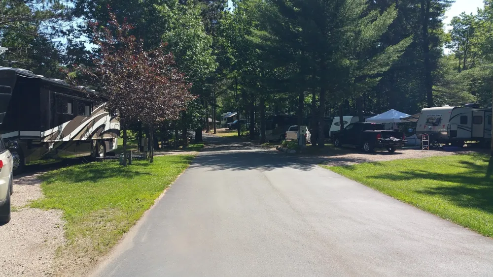 Patricia Lake Campground