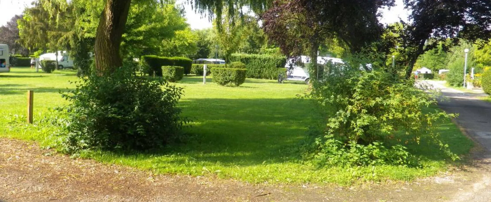 Camping Les Dames De Meuse