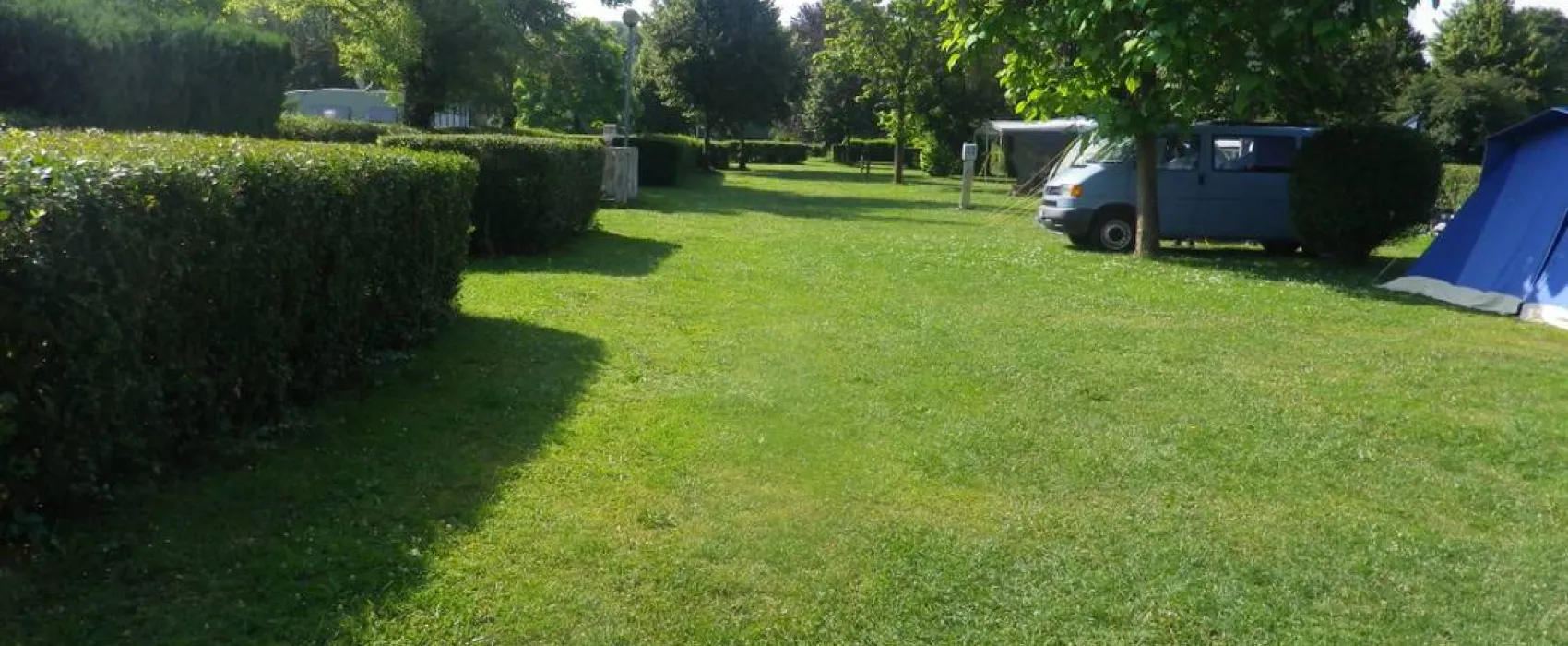 Camping Les Dames De Meuse