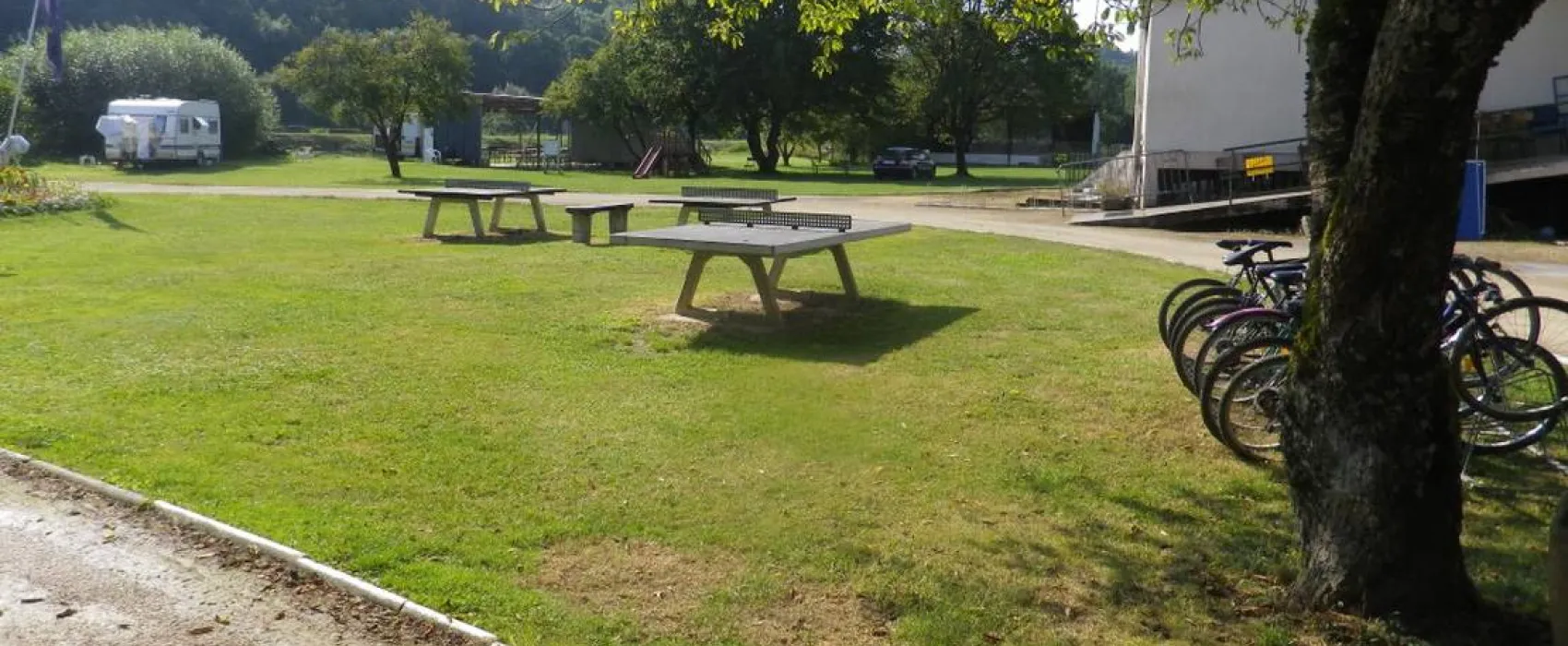 Camping Les Dames De Meuse