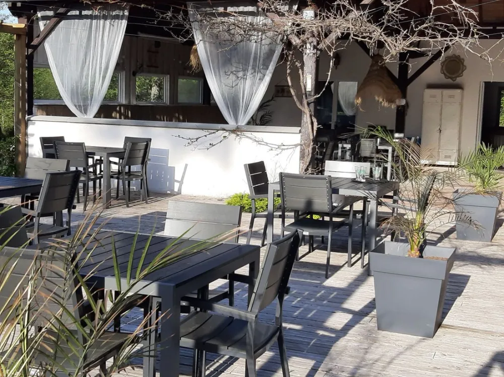 , Gites & Bistro le Paradou