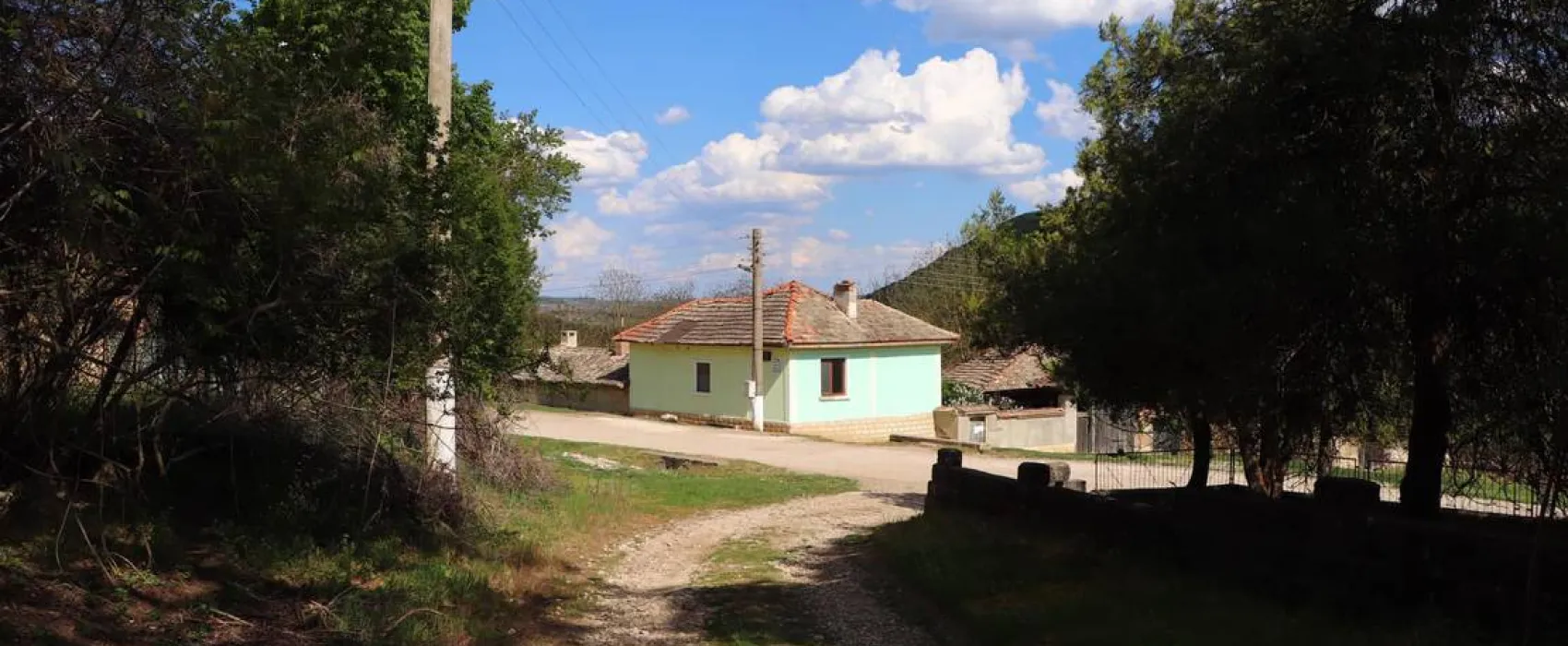 Lisi Vrah Campsite and B&B