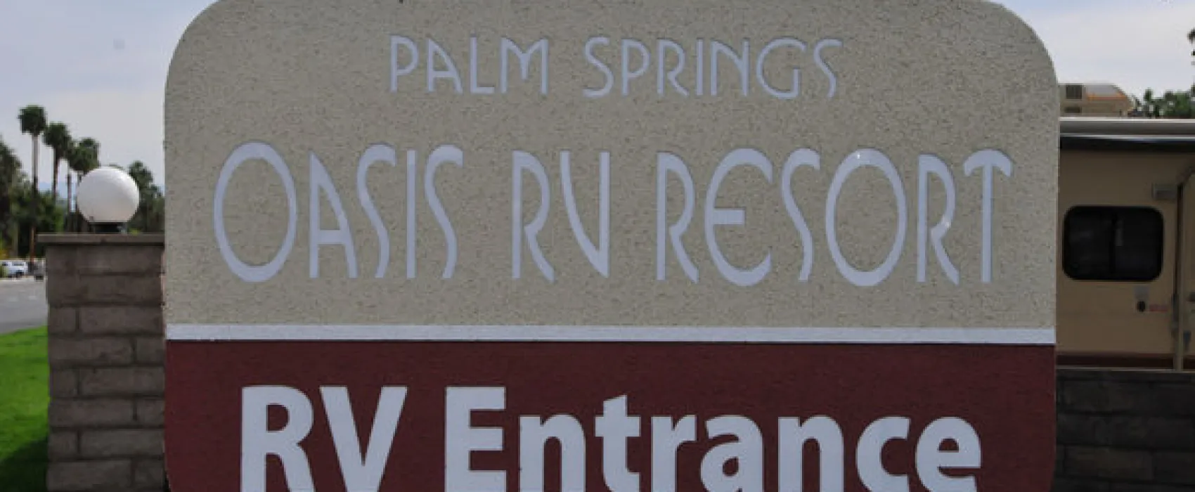 Palm Springs Oasis RV Resort