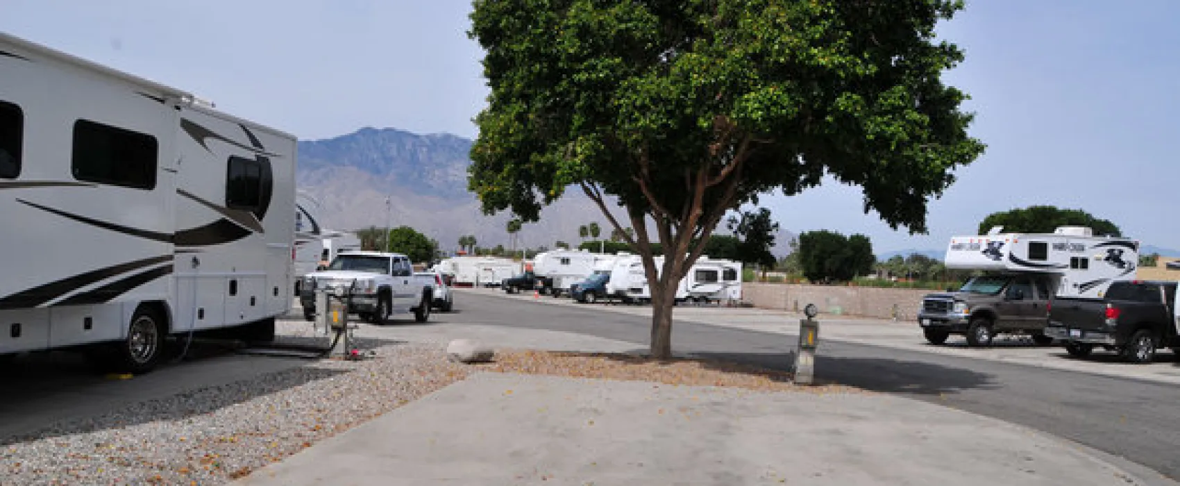 Palm Springs Oasis RV Resort