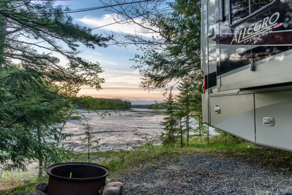 Shore Hills Campground