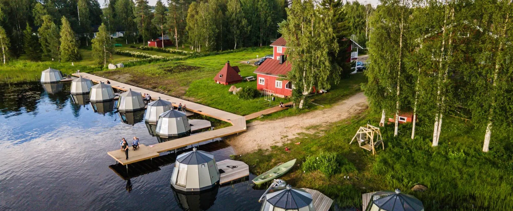 Arctic Guesthouse & Igloos