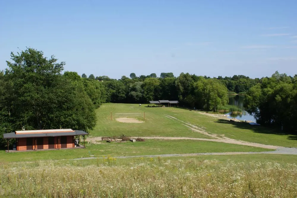 Półwysep Sielanka pole campingowo-namiotowe