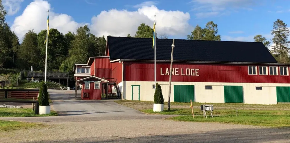 Lane Loge