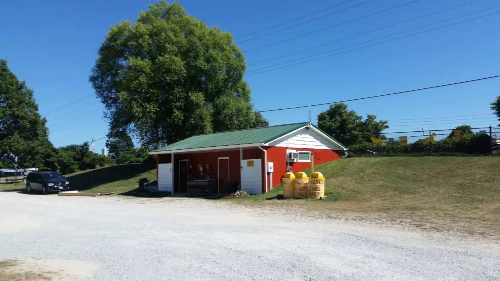 Elkhart Co/Middlebury Exit KOA