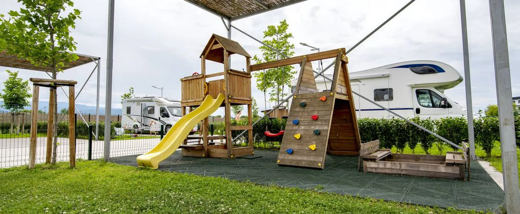 Glamping & Motel Alliance