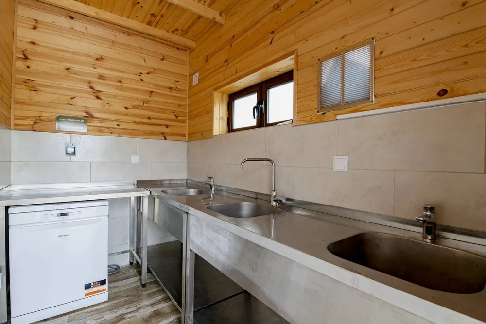 Glamping & Motel Alliance